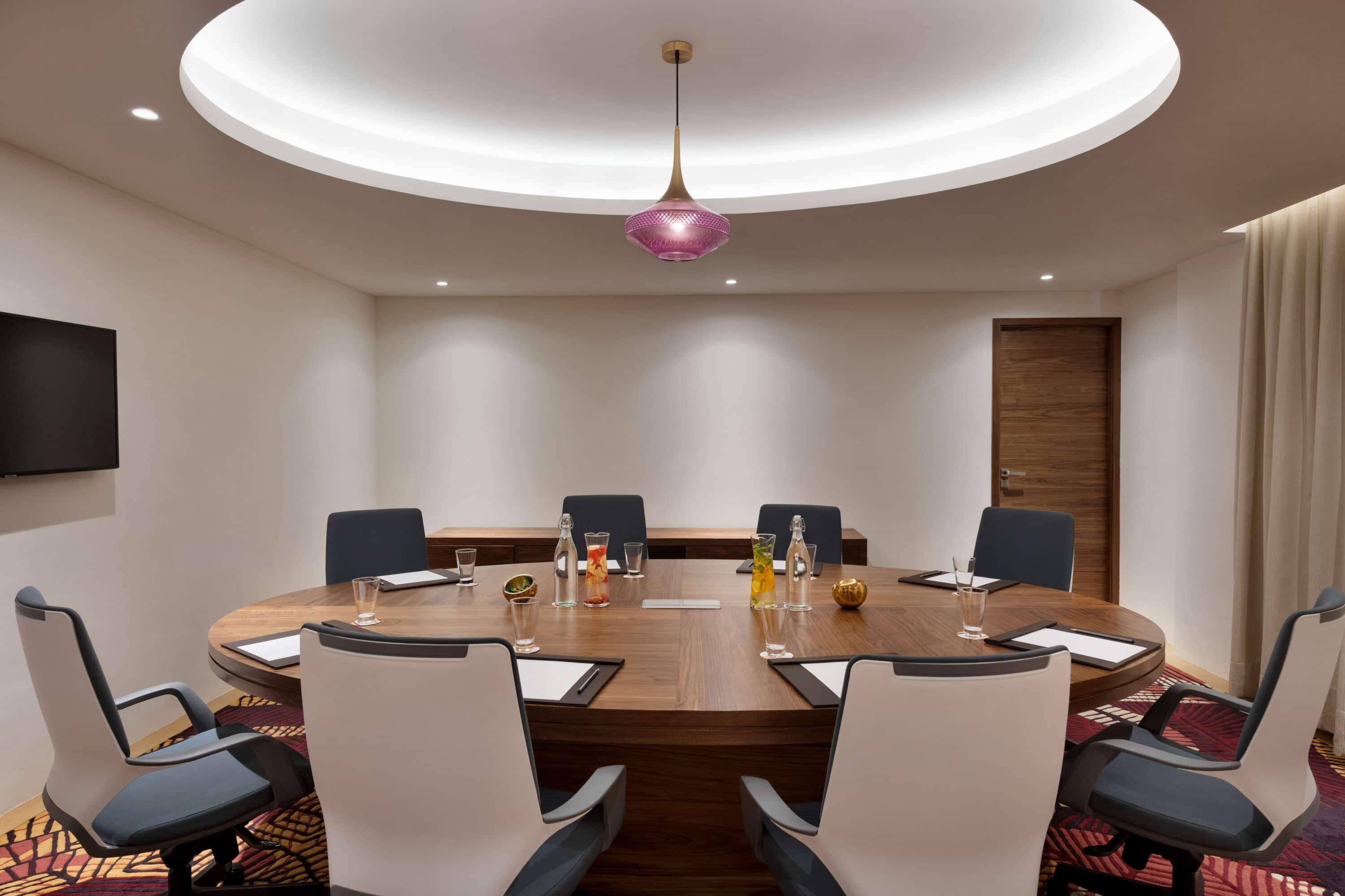 Hawthorn Suites By Wyndham Dwarka Екстер'єр фото
